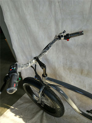 26*4.0 pollici Fat Tire Electric Beach Cruiser Bicicleta Alimentato da 17 Ah batteria al litio