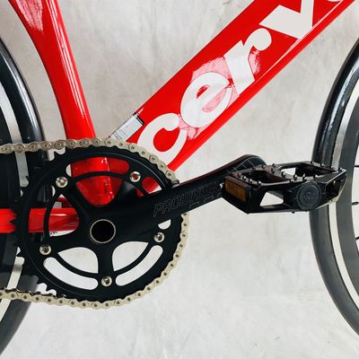 12 kg 700C Single Speed Track Aluminium Frame Fixed Gear Bike con forchetta in fibra di carbonio
