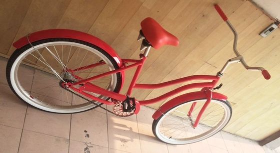 26&quot; Women's Step Thru Beach Cruiser Bike con ingranaggi a velocità singola e cerchi in alluminio