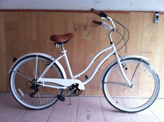 OEM Customized CE Beach Cruiser Bike 26&quot; 3.0 Pneumatici Hi-Ten Steel Frame Shimano 7S 7 velocità