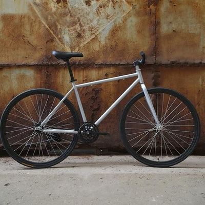 On-Road 2018 Classic Model GHBIKE 700c Fixie Bike Fixed Gear Bike 13kg Peso lordo