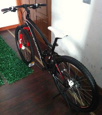 7005 Cornice in alluminio 24S Shimano Altus 3x8 Velocità Full Suspension Mountain Bike 17KG