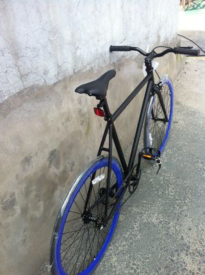 700C Bicicletta a marcia fissa con freno a pinza e telaio in acciaio Hi-Ten OEM USA CE UL