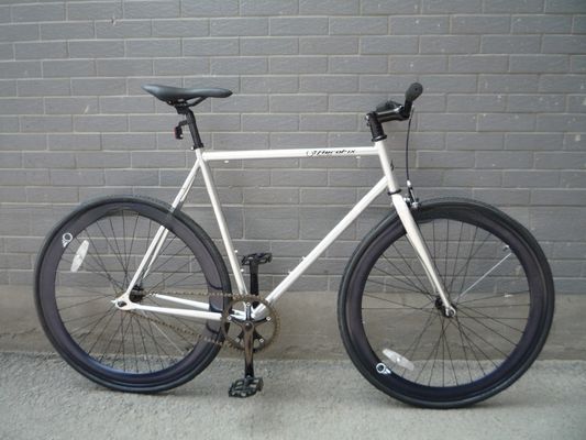 Approvato CE Colorevole Pneumatico da bicicletta a marcia fissa 700*23C/25C/28C KENDA Material Rim Aluminium