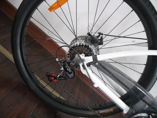 OEM Vernice a colori 26 pollici 3.0 pneumatici Cornice in alluminio Beach Cruiser Bicicleta 7 velocità Shimano