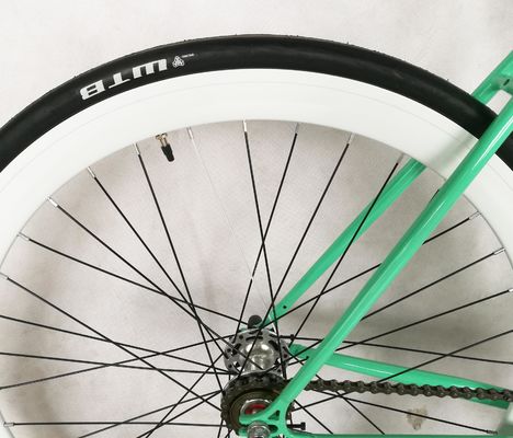 Bicicletta a rotaia monovelocità colorata americana con freno a pinza 700C OEM CE