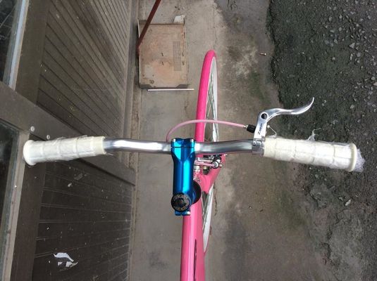 700C Bicicicletta a marcia fissa con telaio in lega di alluminio e velocità singola