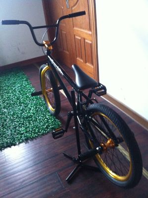 Velo PU Seat 20&quot;x2.25 Kenda Street OEM Colore Oro BMX Bike per marce a velocità singola