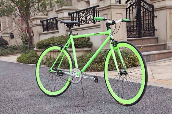 Bicicletta monovelocità 700c Fixie Bike con catena KMC e peso lordo 13kg