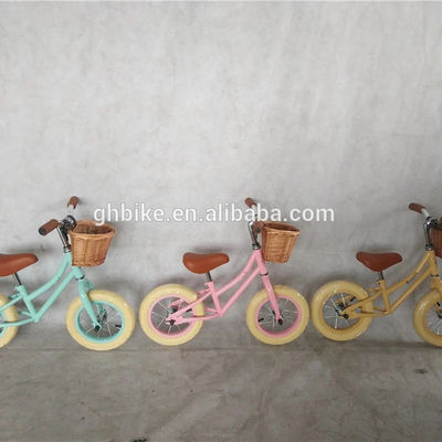 Bici di allenamento per bambini da 12 pollici senza pedale per coreano KC Standard leggero 4 kg Bambini Bici giocattolo