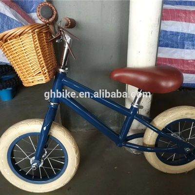 Bici di allenamento per bambini da 12 pollici senza pedale per coreano KC Standard leggero 4 kg Bambini Bici giocattolo