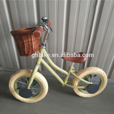 Bici di allenamento per bambini da 12 pollici senza pedale per coreano KC Standard leggero 4 kg Bambini Bici giocattolo