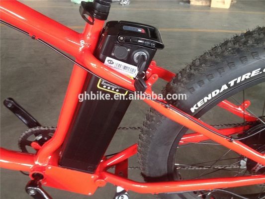 Cornice in lega di alluminio 26 pollici 7 velocità Fat Tire Bicicleta elettrica con batteria al litio