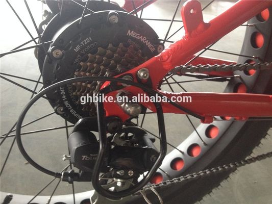Cornice in lega di alluminio 26 pollici 7 velocità Fat Tire Bicicleta elettrica con batteria al litio