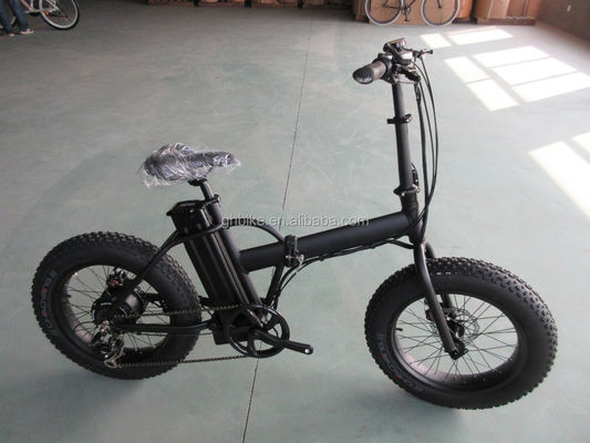 Cornice in lega di alluminio 26 pollici 7 velocità Fat Tire Bicicleta elettrica con batteria al litio