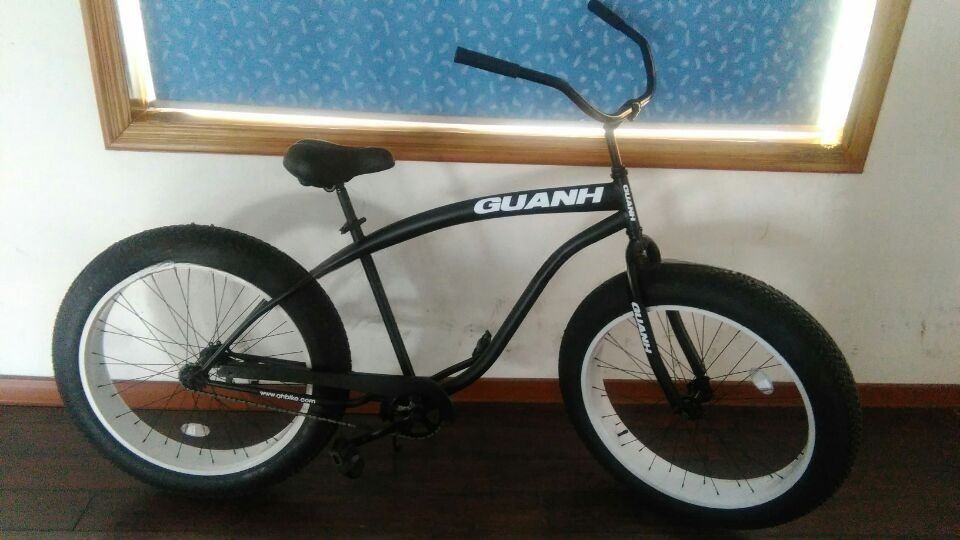 26&quot; Fat Bike con sella in pelle e telaio in alluminio Il tuo compagno ideale all'aria aperta