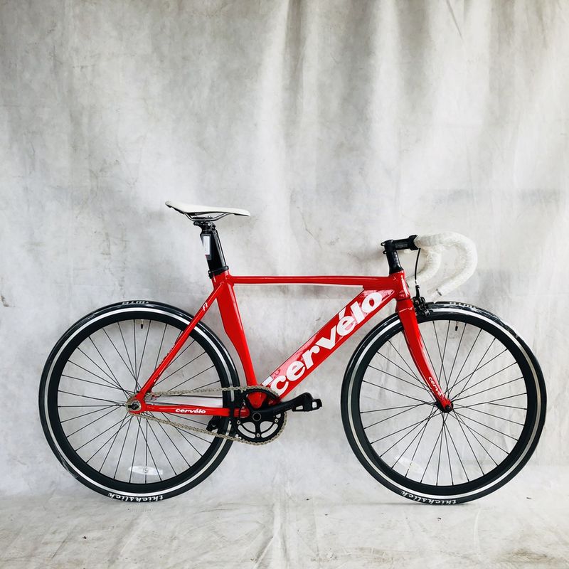 12 kg 700C Single Speed Track Aluminium Frame Fixed Gear Bike con forchetta in fibra di carbonio