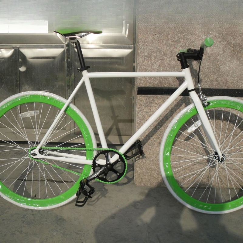 700C bicicletta a ingranaggio fisso bicicletta a ingranaggio fisso bicicletta da strada a velocità singola con cerchiera in lega di alluminio