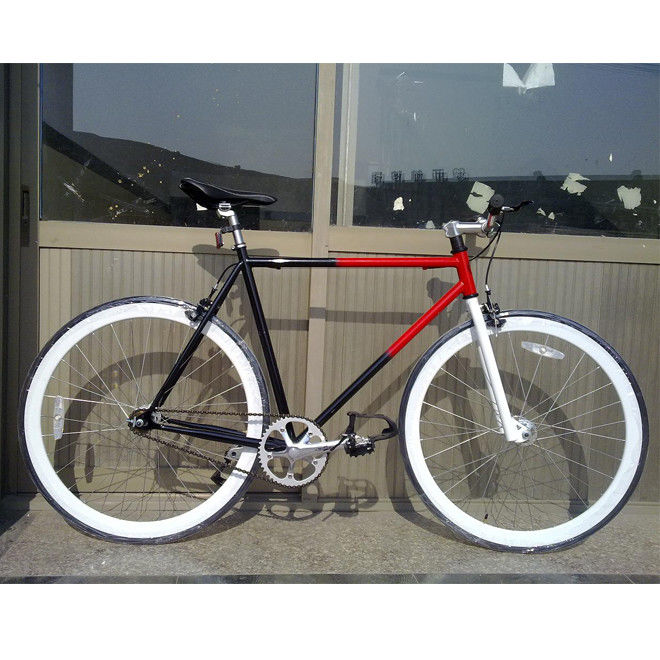 Biciclette a pedali fissi in lega con design leggero e opzioni colorate