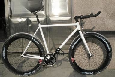 700C Deep Rim Fixed Gear Bike con telaio in lega di alluminio e vendita di biciclette OEM