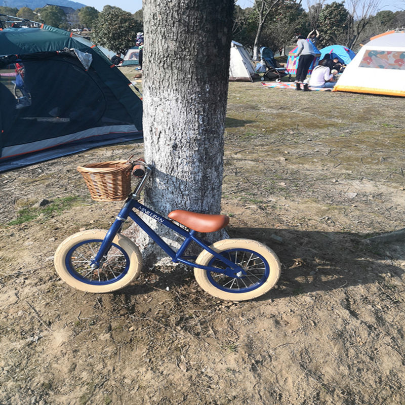 2022 Stile Bambini Camminare Bici per Bambino con Cesto Wicker Frontale e pneumatici Wanda da 12 pollici