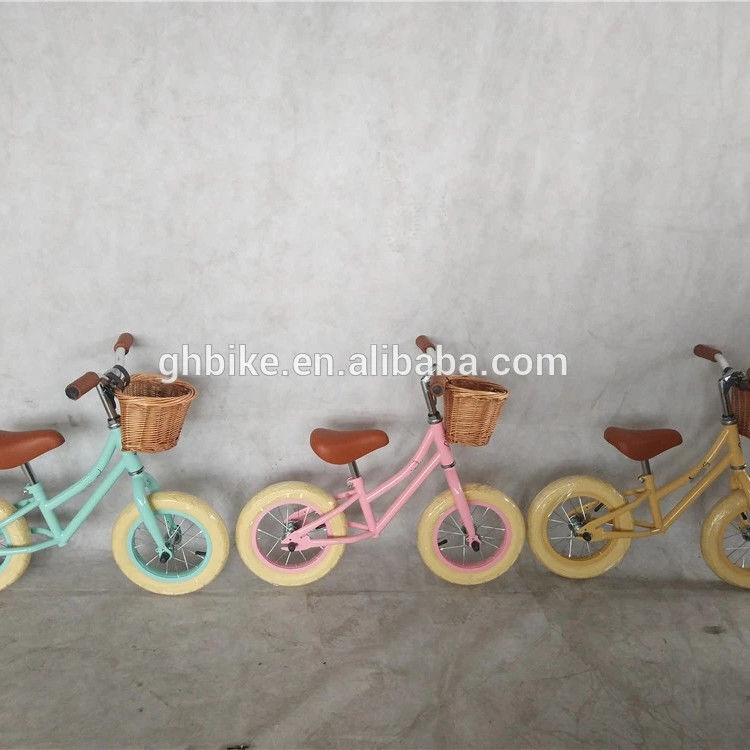 Bici di allenamento per bambini da 12 pollici senza pedale per coreano KC Standard leggero 4 kg Bambini Bici giocattolo